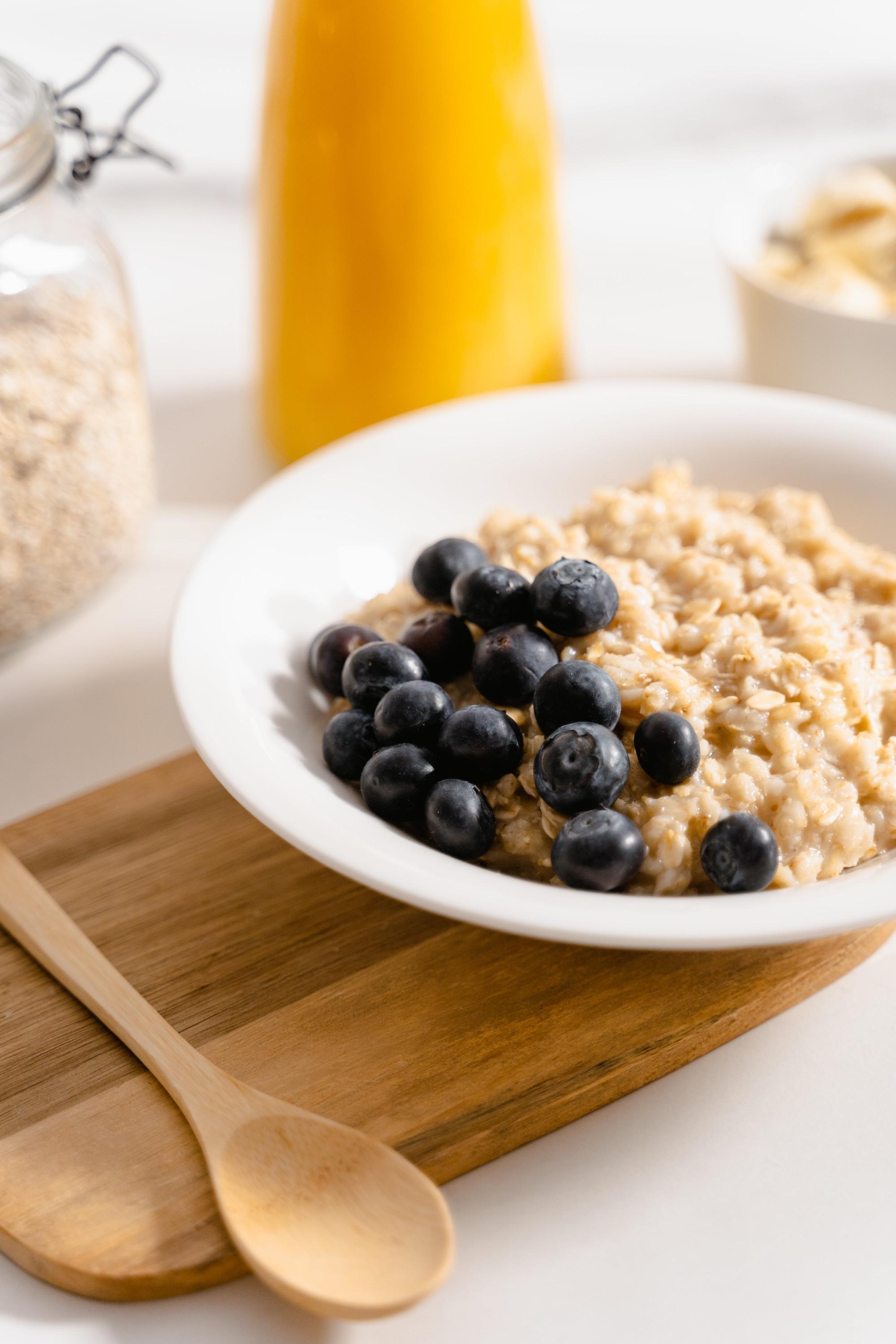 Gli ingredienti necessari per preparare lo yogurt in casa